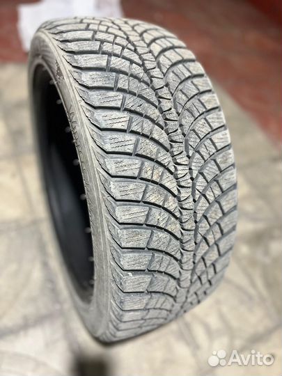 Kumho WinterCraft WP71 235/45 R18