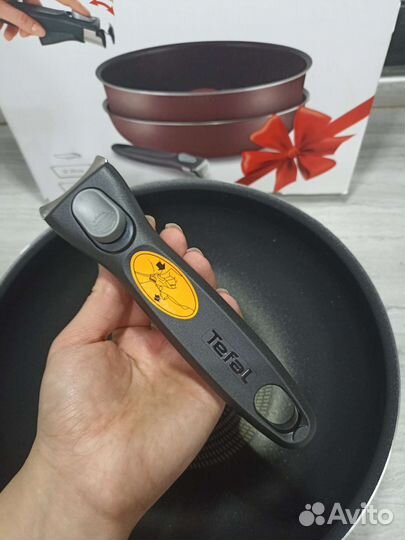Набор сковород (сотейник и вок) Tefal с ручкой