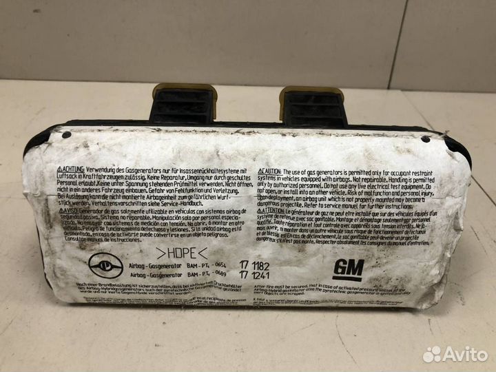 Подушка безопасности пассажирская в торпедо Opel A