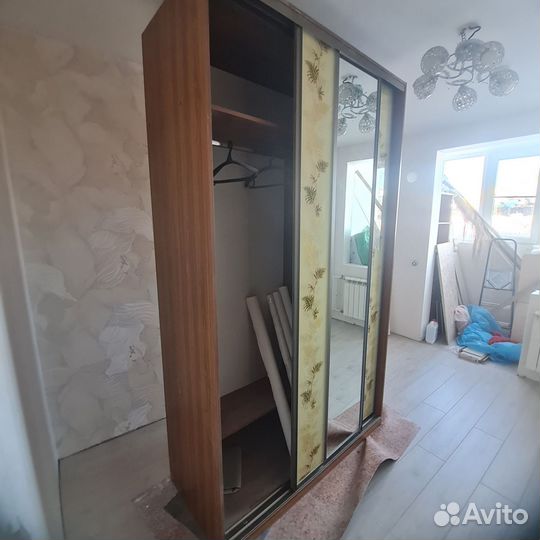 Шкаф купе с зеркалом бу