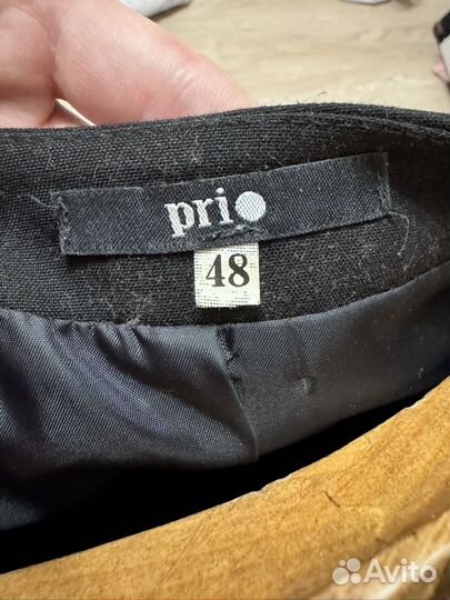 Костюм женский с юбкой