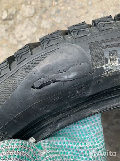 Pirelli Ice Zero 2 235/50 R19 103H