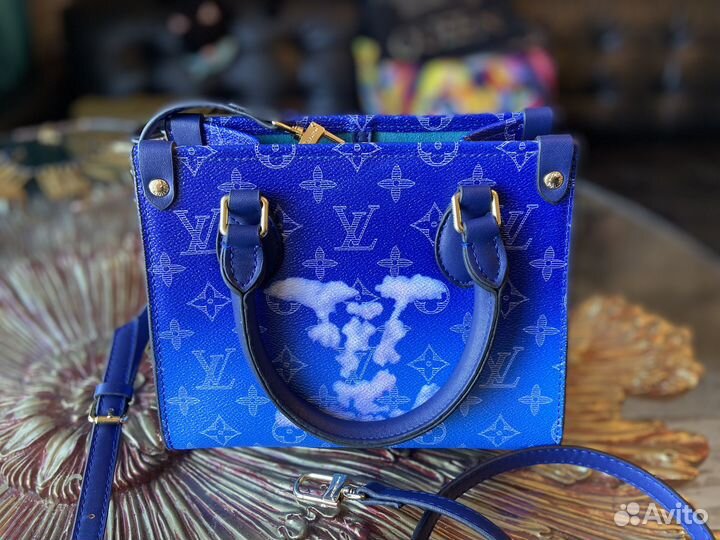 Сумка Louis Vuitton Monogram Clouds Новая Италия