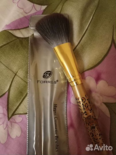 Кисти для макияжа