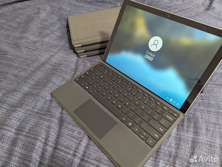 Surface Pro 5 LTE 4G Core i5 8gb 256gb + Sim