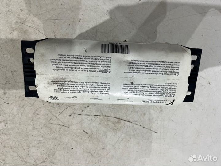 Подушка безопасности пассажирская (в торпедо) Audi