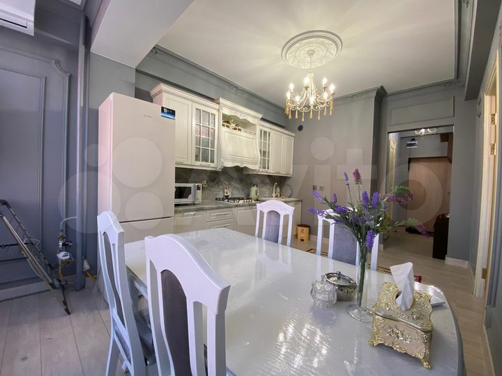 2-к. квартира, 60 м², 3/12 эт.