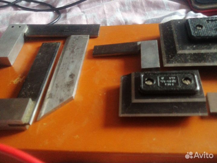 Угольник поверочные. Уровень слесарный