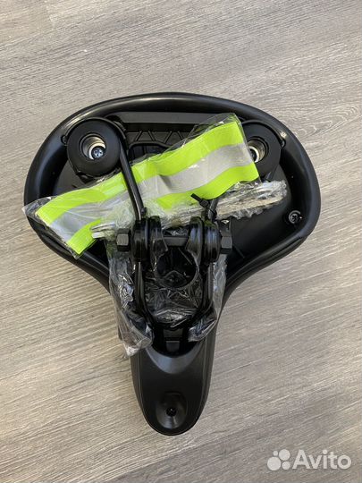 Седло для велосипеда с набором