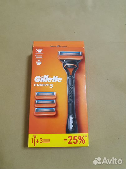 Мужская Бритва Gillette Fusion5 +4 кассеты