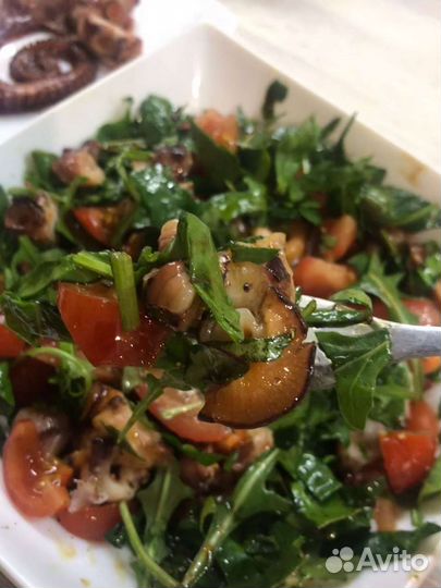 Осьминог щупальца варëно-мороженные