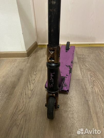 Трюковой самокат tech teamold boy