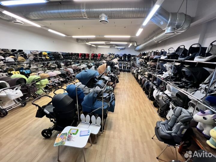 Магазин детских колясок в Москве