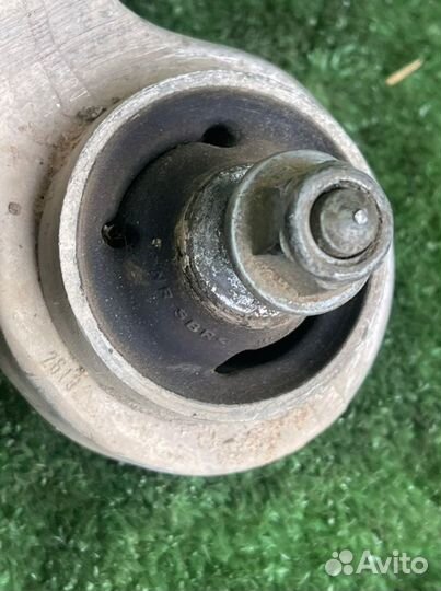 Рычаг подвески Passat B5 Audi A4 A6 Superb