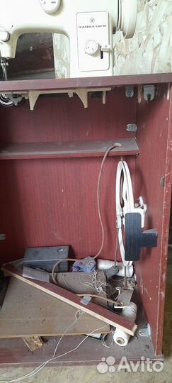 Швейная машина Чайка 132м