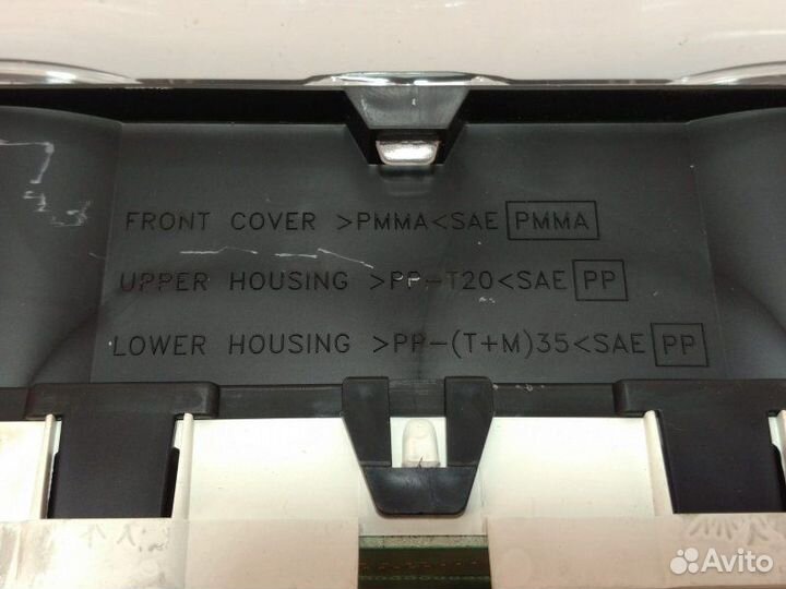 Панель приборов Nissan Note E11 HR16DE 2008