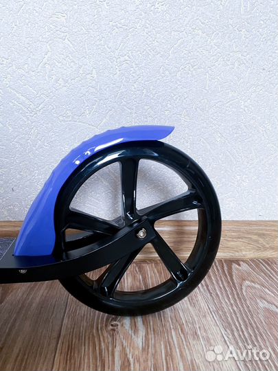 Новый самокат для взрослых и детей