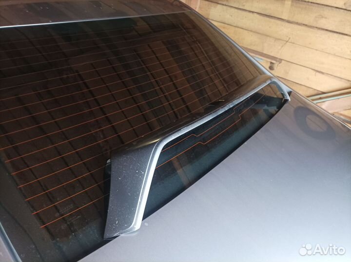 Накладка на решётку радиатора LADA Vesta