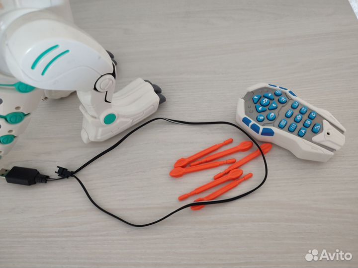 Игрушка робот динозавр