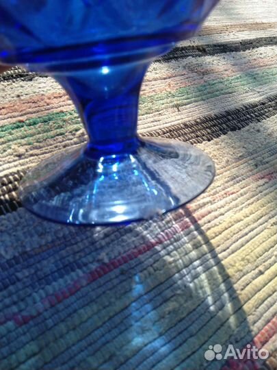 Красивая Конфетница кобальтовое стекло