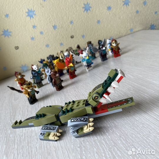 Lego россыпью с фигурками chima