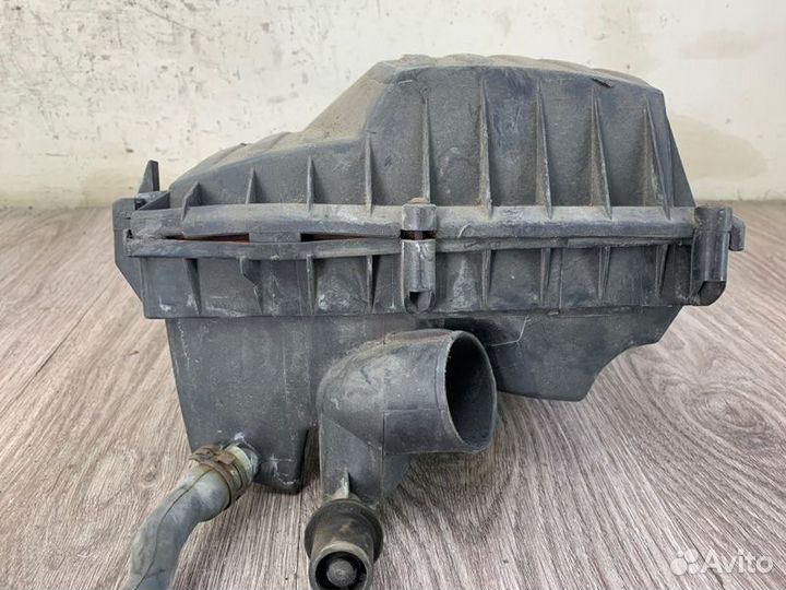 Корпус воздушного фильтра Opel Meriva A минивэн