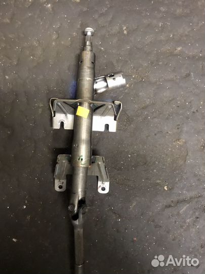 Renault Logan рулевая колонка