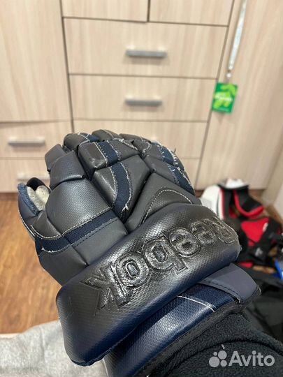 Краги хоккейные