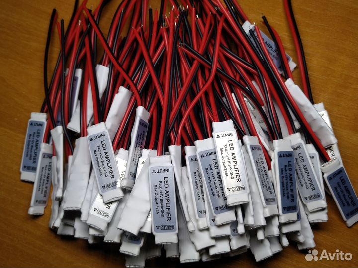 Усилитель в металлическом корпусе