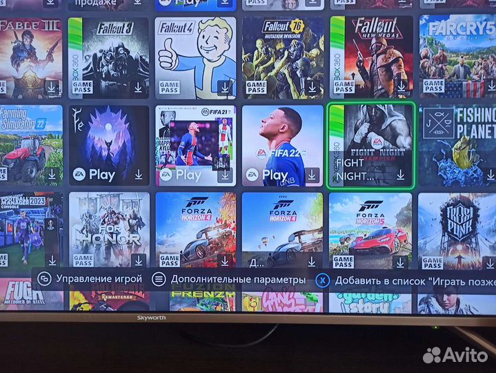 Xbox One (состояние новой + 450 игр)