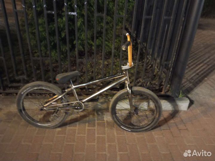 Трюковой велосипед бмх