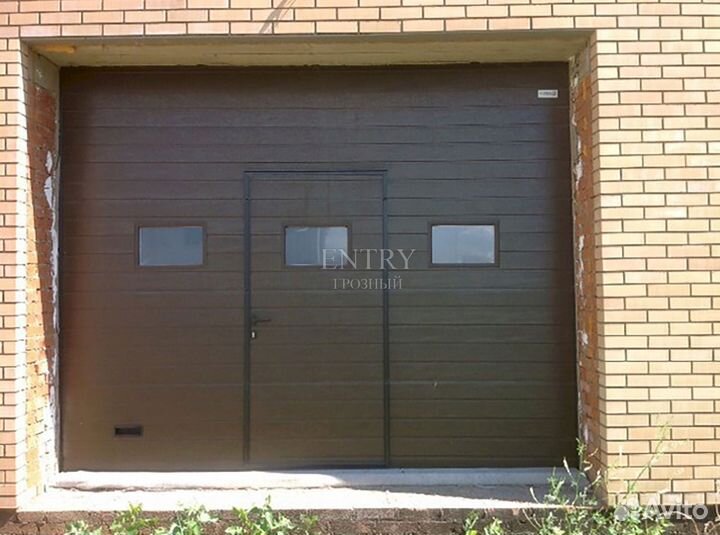 Ворота гаражные секционные