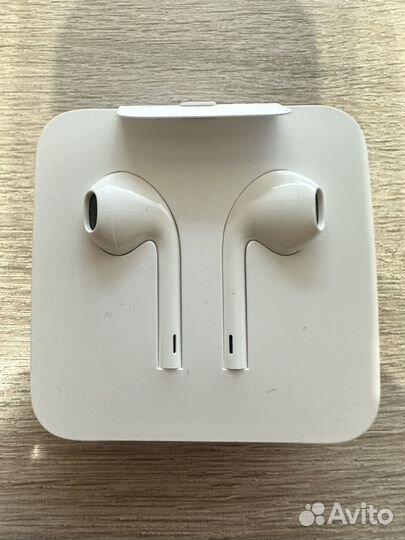 Наушники earpods apple