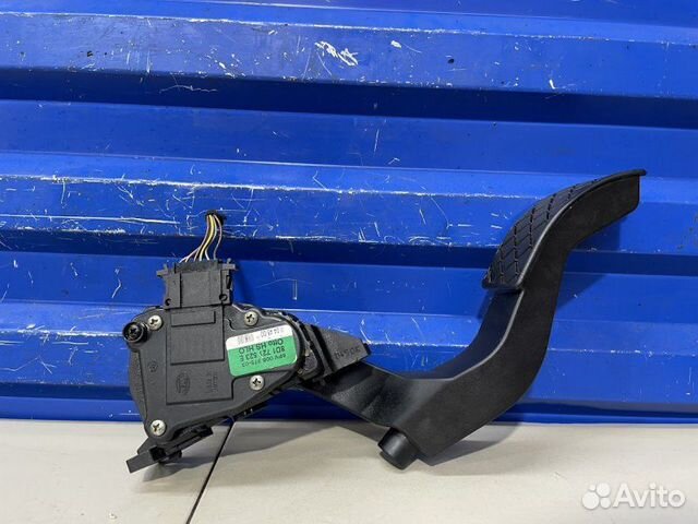 Педаль газа Audi A4 B5 1.8 AWM 2000