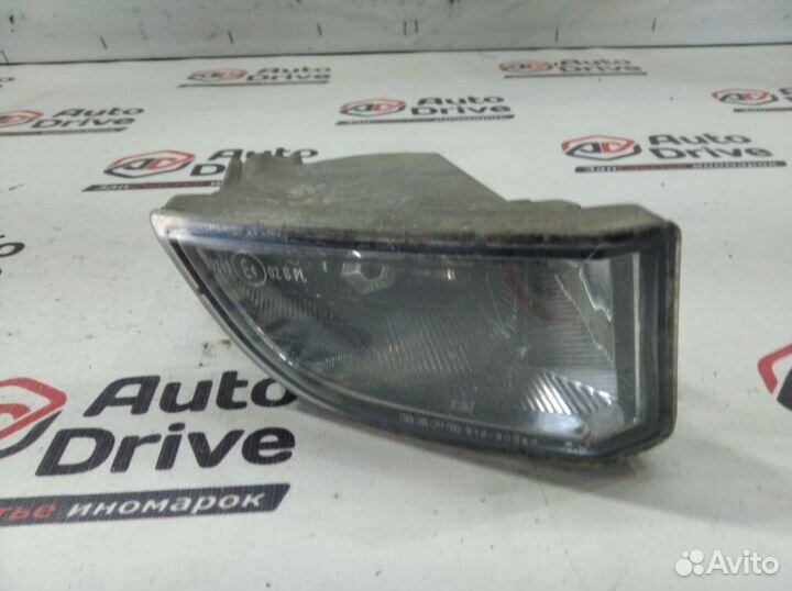 Фара противотуманная правая передняя Toyota Rav4