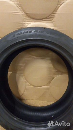 Pirelli P Zero 245/45 R19
