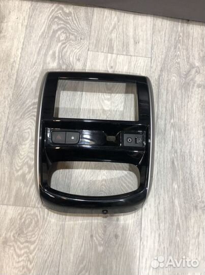 Рамка магнитолы Nissan terrano d10