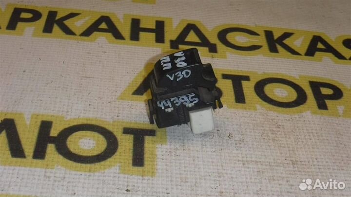 Кнопка стеклоподъемника Toyota Camry XV30 2001-20