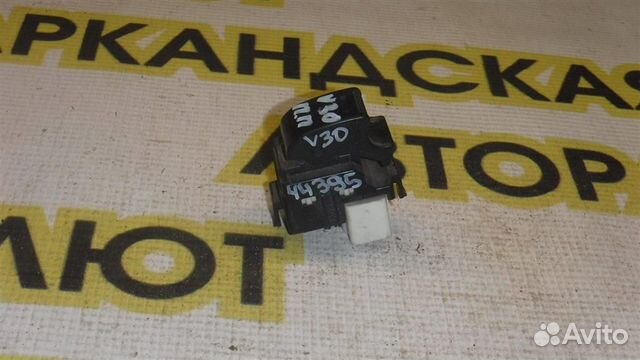 Кнопка стеклоподъемника Toyota Camry XV30 2001-20