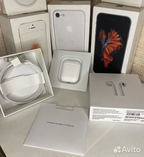 Беспроводные наушники apple airpods