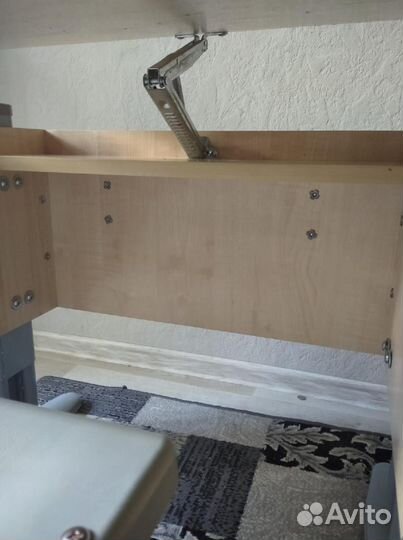 Растущая парта и стул