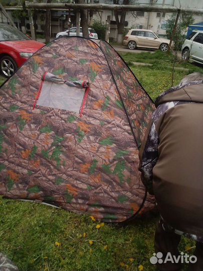 Палатка на Четыре Человека 250см**250см**165см
