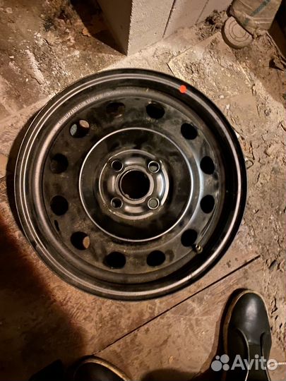 Диск штамповка r 15 новый