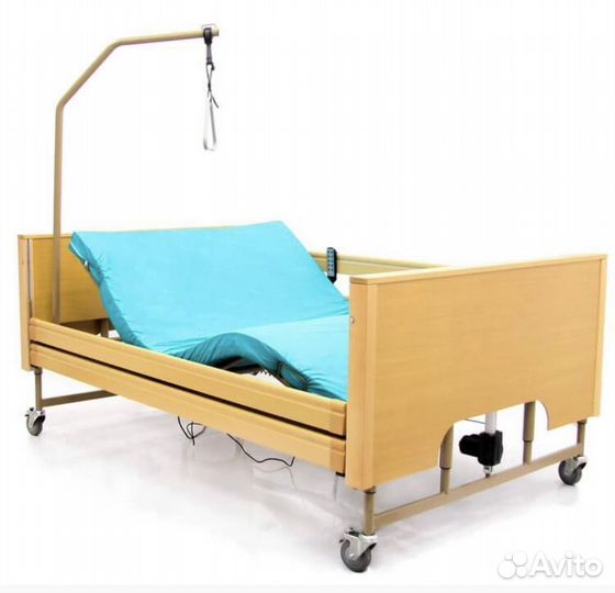 Очень широкая медицинская кровать (140 см)