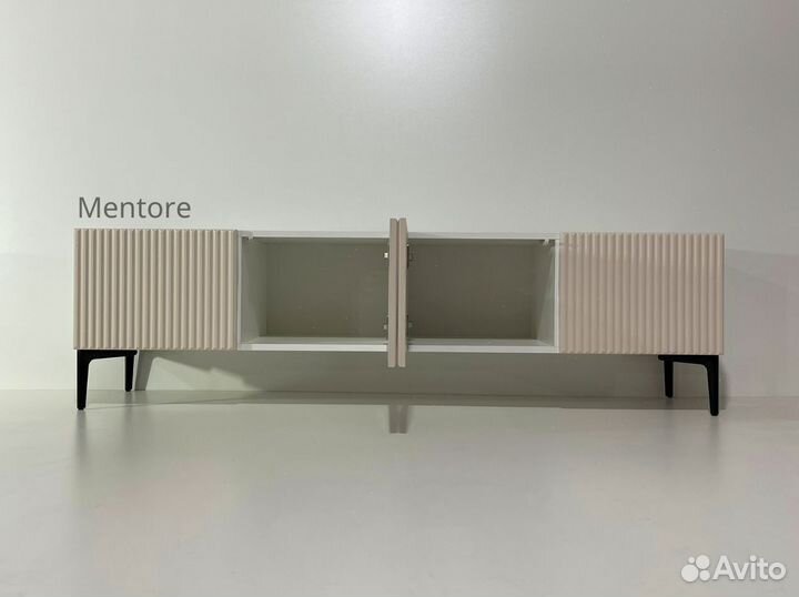 Тумба под телевизор Bravo