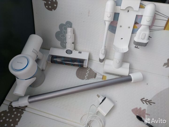 Пылесос Dreame V9 белый