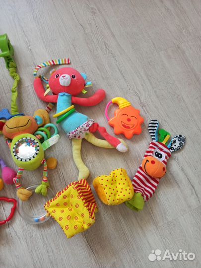 Игрушки пакетом, подвесные игрушки