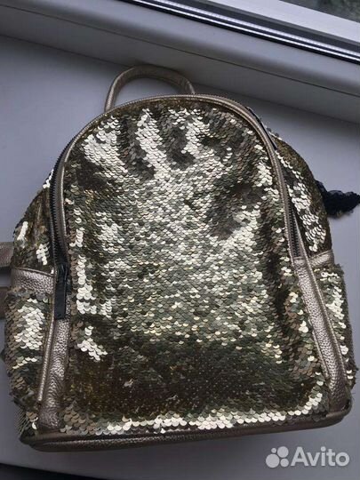 Рюкзак с пайетками