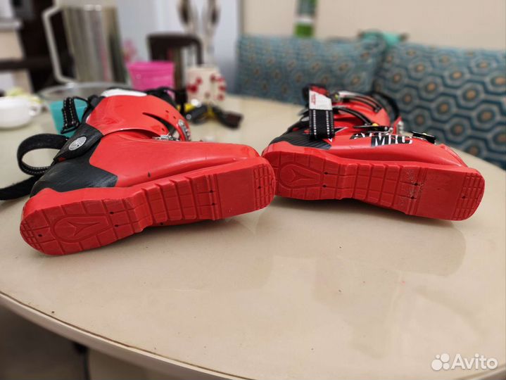 Горнолыжные ботинки atomic redster ws 70 25 25,5