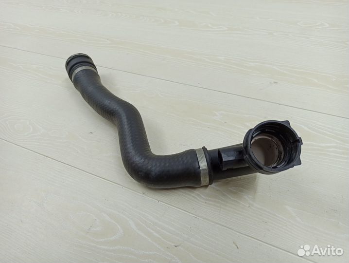 Патрубок системы охлаждения BMW X5 E53 M62B44